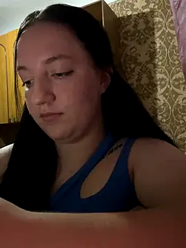 Snapshot of DianasLovex chatting on November 19, 2025, 8:20 pm DianasLovex online show from November 19, 2025, 8:20 pm