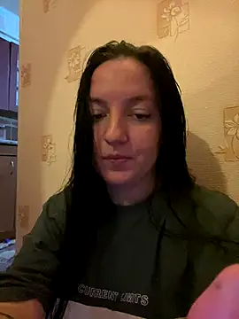 Snapshot of DianasLovex chatting on November 20, 2025, 8:31 pm DianasLovex online show from November 20, 2025, 8:31 pm