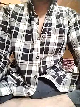 Snapshot of deondride chatting on November 16, 2025, 9:36 am deondride online show from November 16, 2025, 9:36 am