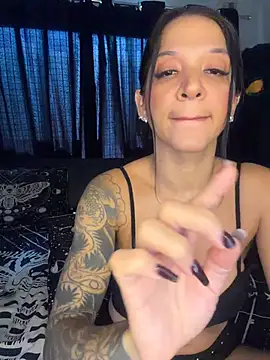 Snapshot of biadominatrix chatting on May 30, 2026, 3:28 pm biadominatrix online show from May 30, 2026, 3:28 pm