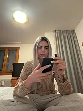 feliciafelon online show from March 7, 2026, 8:25 pm