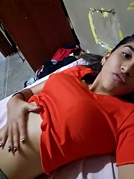 Snapshot of skinnyrox chatting on November 26, 2025, 1:05 am skinnyrox online show from November 26, 2025, 1:05 am