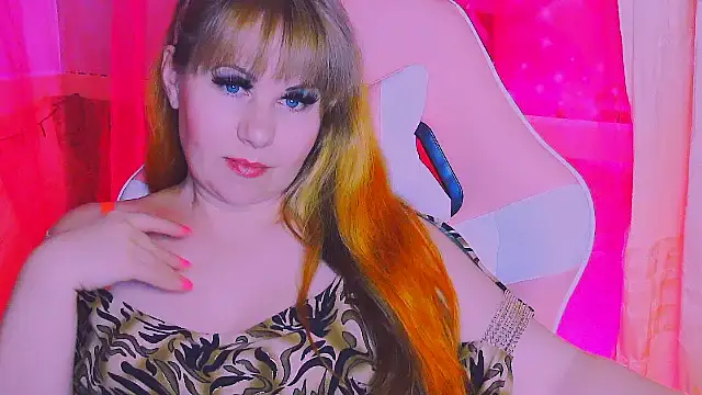 BESTLOLA online show from December 18, 2025, 4:11 pm