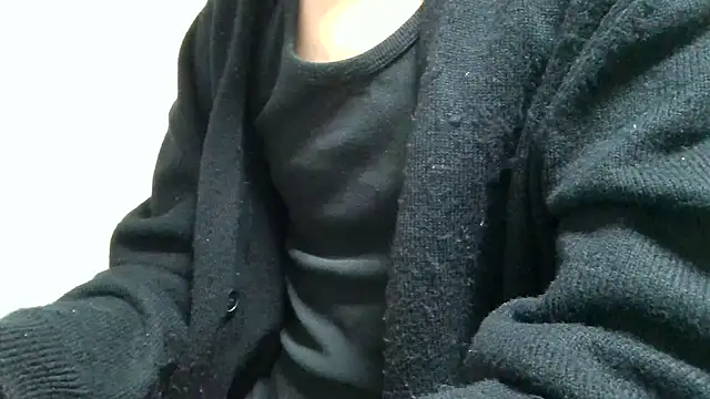 minhyuck001 online show from November 17, 2025, 12:42 pm