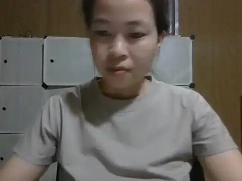 Cat-meow online show from May 17, 2026, 3:17 am