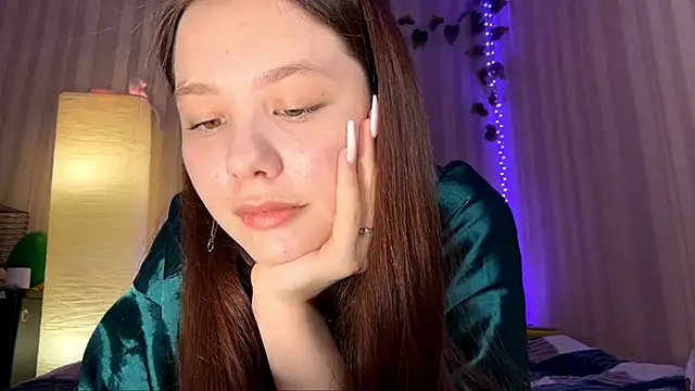 Snapshot of CutieSlim chatting on February 26, 2026, 12:27 pm CutieSlim online show from February 26, 2026, 12:27 pm