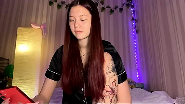 Snapshot of CutieSlim chatting on February 3, 2026, 10:09 am CutieSlim online show from February 3, 2026, 10:09 am