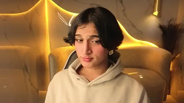 zoe tp online show from November 28, 2025, 7:36 pm