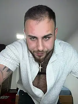 Andreiandu23 online show from April 16, 2026, 6:08 pm