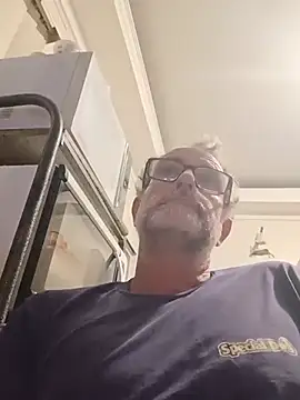 nard53 online show from May 14, 2026, 9:17 am