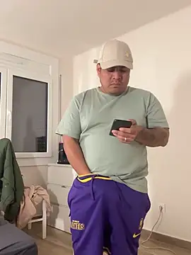 Pelotas2000 online show from November 18, 2025, 3:37 pm