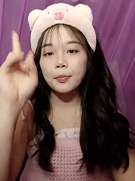 Snapshot of Baa-bee22 chatting on April 20, 2026, 1:19 am Baa-bee22 online show from April 20, 2026, 1:19 am