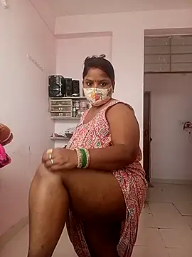 CUTE-LOVE-SWEETS online show from February 17, 2026, 4:10 am