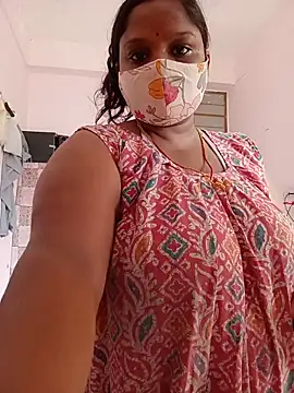 CUTE-LOVE-SWEETS online show from June 7, 2026, 4:39 am