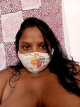 CUTE-LOVE-SWEETS online show from July 6, 2026, 4:52 am