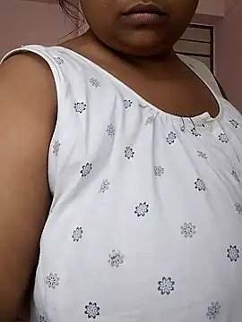 CUTE-LOVE-SWEETS online show from July 16, 2026, 3:58 am