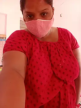 CUTE-LOVE-SWEETS online show from July 8, 2026, 4:02 am