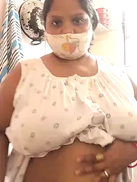CUTE-LOVE-SWEETS online show from July 11, 2026, 4:13 am