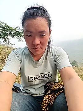 meomeo-00 online show from April 15, 2026, 1:00 am