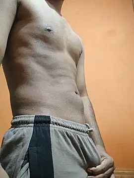 Snapshot of BhonduBaby chatting on February 14, 2026, 7:25 pm BhonduBaby online show from February 14, 2026, 7:25 pm