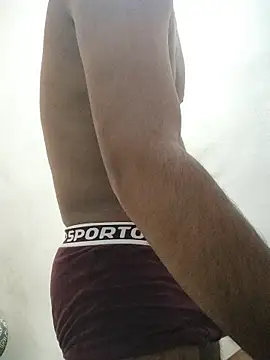 Snapshot of BhonduBaby chatting on November 23, 2025, 6:40 pm BhonduBaby online show from November 23, 2025, 6:40 pm