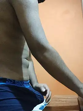 Snapshot of BhonduBaby chatting on February 13, 2026, 7:47 pm BhonduBaby online show from February 13, 2026, 7:47 pm