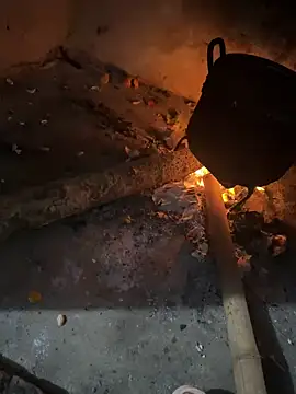 Snapshot of Hot-Today chatting on December 17, 2025, 11:15 am Hot-Today online show from December 17, 2025, 11:15 am