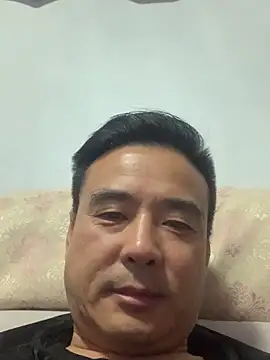 Mistliu online show from November 26, 2025, 1:22 pm