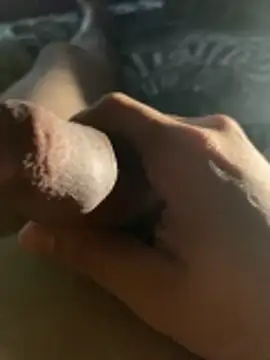 Keka18 online show from December 4, 2025, 5:17 am