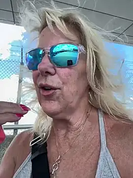 Snapshot of FitCougar chatting on May 14, 2026, 6:05 pm FitCougar online show from May 14, 2026, 6:05 pm