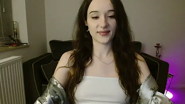 Tinybutt5368 online show from February 19, 2026, 4:59 pm