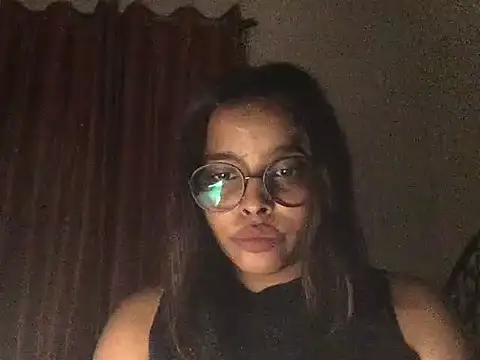 raveena hot online show from January 11, 2026, 3:19 pm