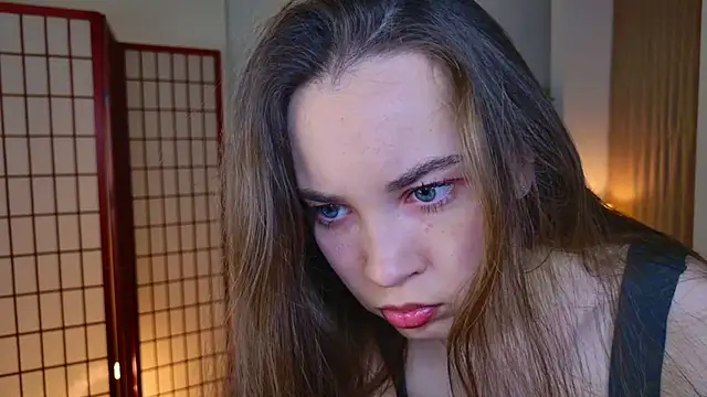 SilentLily online show from November 20, 2025, 8:31 pm