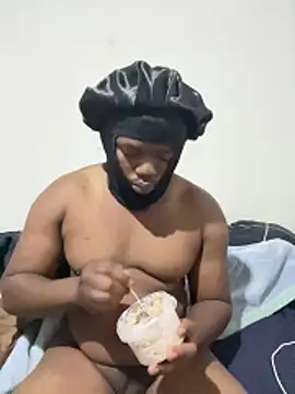 mrcougarfucker online show from June 2, 2026, 9:48 pm