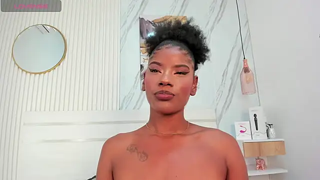 Afro Luna online show from November 29, 2025, 12:05 pm