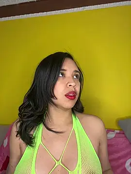 Snapshot of Esmerald_1111 chatting on February 25, 2026, 11:54 am Esmerald 1111 online show from February 25, 2026, 11:54 am