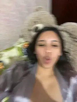 Esmerald 1111 online show from November 20, 2025, 9:43 am