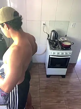 bigodeforte online show from December 4, 2025, 2:38 pm