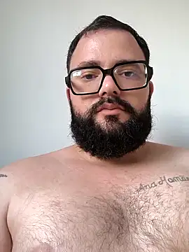 Snapshot of NoahRJ1 chatting on December 15, 2025, 8:47 pm NoahRJ1 online show from December 15, 2025, 8:47 pm