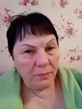 Snapshot of OliviaaSkyy chatting on February 2, 2026, 6:01 am OliviaaSkyy online show from February 2, 2026, 6:01 am