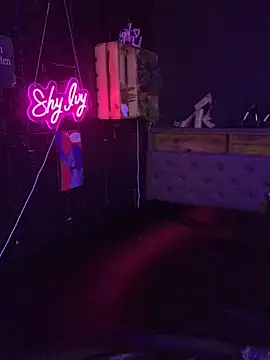 Shy-Ivy online show from April 22, 2026, 10:16 pm