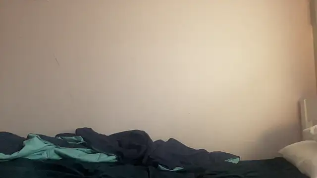 KellyTransGirl online show from November 18, 2025, 7:17 pm