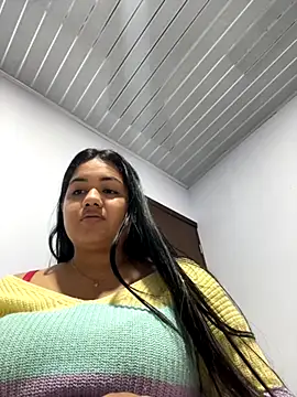 Snapshot of Adriana_27 chatting on November 18, 2025, 3:10 am Adriana 27 online show from November 18, 2025, 3:10 am