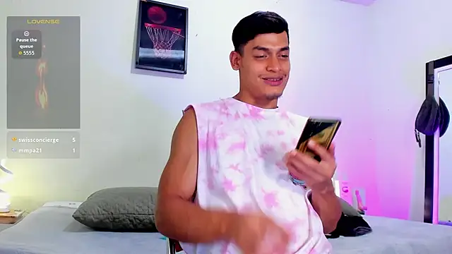 blorelopez online show from April 18, 2026, 7:58 pm