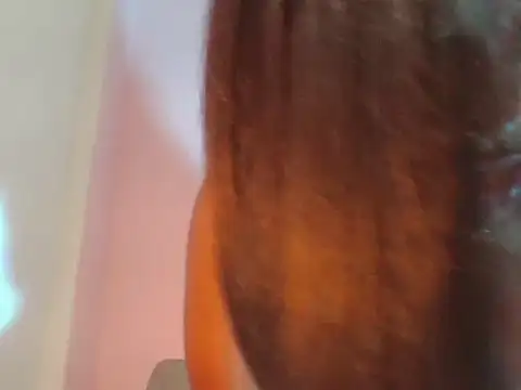 Behla Rouseh3  online show from April 6, 2026, 10:11 pm