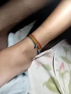 LariBodyMagic online show from March 17, 2026, 6:49 am