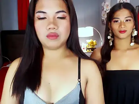 Snapshot of LadyMatriarch chatting on April 16, 2026, 2:23 am LadyMatriarch online show from April 16, 2026, 2:23 am