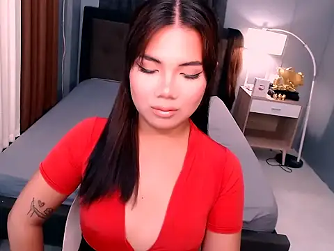 Snapshot of LadyMatriarch chatting on April 6, 2026, 2:29 am LadyMatriarch online show from April 6, 2026, 2:29 am