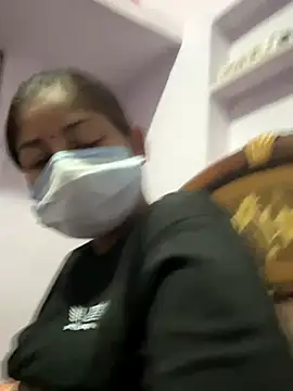 Snapshot of cutestpearl chatting on November 19, 2025, 6:13 am cutestpearl online show from November 19, 2025, 6:13 am