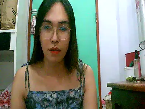 Snapshot of hottest_solel chatting on December 1, 2025, 7:15 pm hottest solel online show from December 1, 2025, 7:15 pm